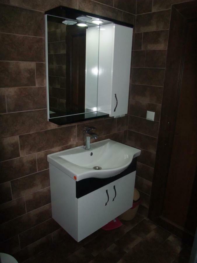 Apartment With Black Sea View บาทูมิ ภายนอก รูปภาพ